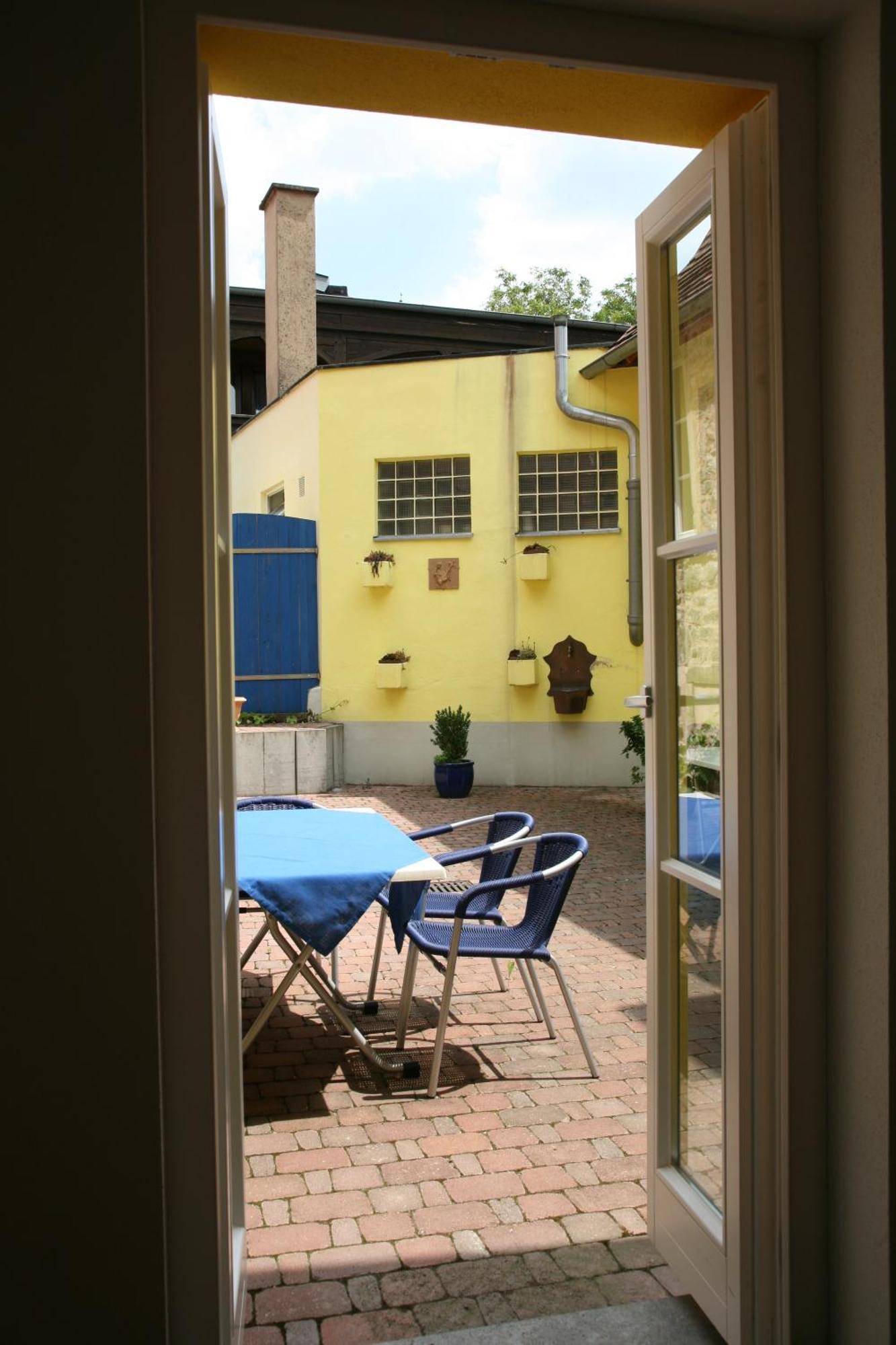 Glocke Weingut Und Hotel Rothenburg ob der Tauber Exterior foto